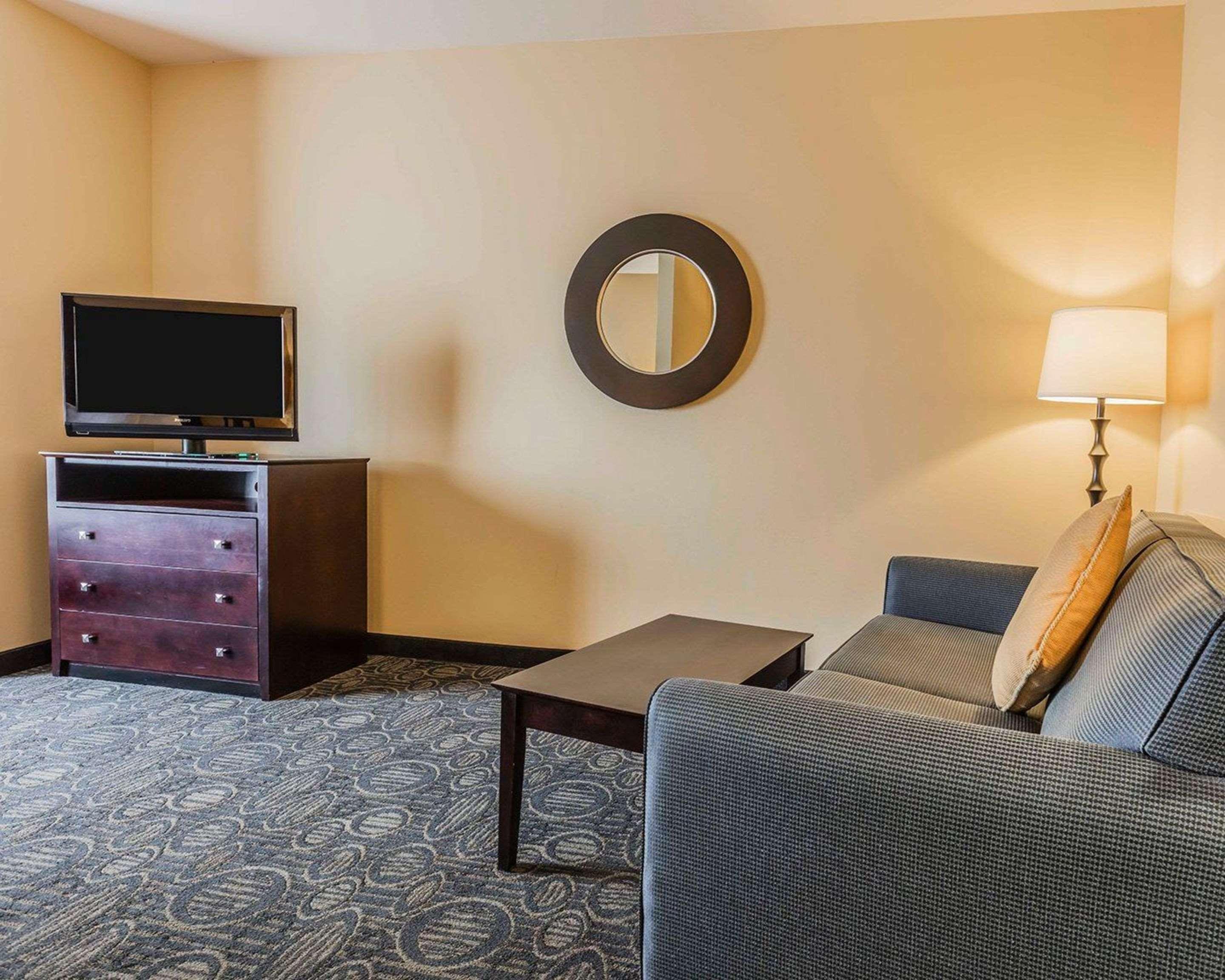Comfort Suites Pell City I-20 Exit 158 Eksteriør bilde